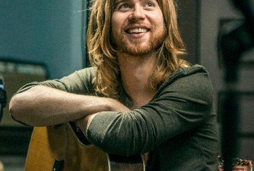 Keep the Devil Knocking : An Interview with Andrew Leahey