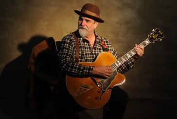 Darrell Scott to Perform at Dancing Bear Lodge Music & Food Festival