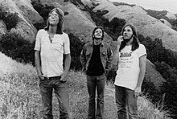America plays Tennessee Theatre