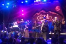 Taj Mahal & The Phantom Blues Band Jam and Groove