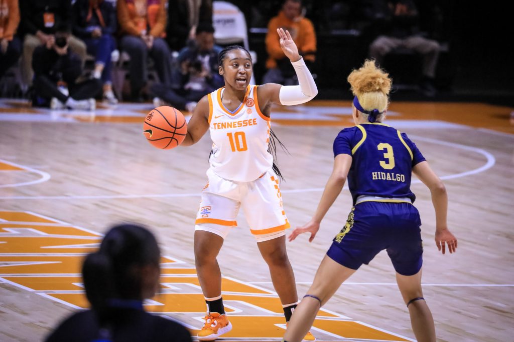 Destinee Wells Tennessee vs. Notre Dame Hannah Hidalgo