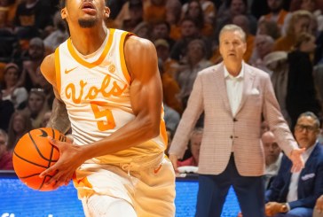 Tennessee bids Arkansas Aidoo in SEC opener with dominate victory